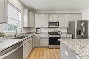 1319 Theodore Dr, Lockbourne, OH 43137 - Photo 11