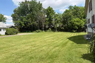 334 W High St, Mount Gilead, OH 43338 - Photo 3