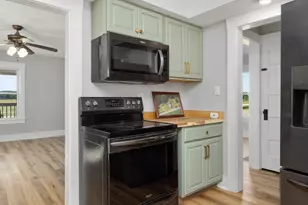 9945 Raiders Rd, Frazeysburg, OH 43822 - Photo 11