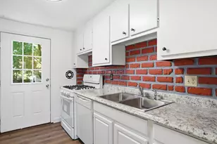 4144 Clayridge Ln, Columbus, OH 43224 - Photo 9