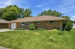 1404 Rosehill Rd, Reynoldsburg, OH 43068 - Photo 3