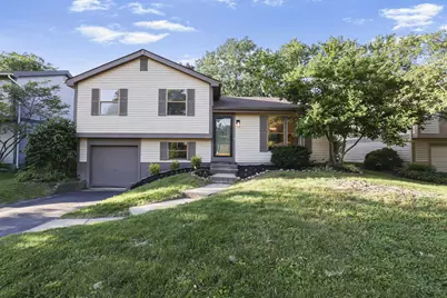 2950 Charmwood Court, Dublin, OH 43017 - Photo 3