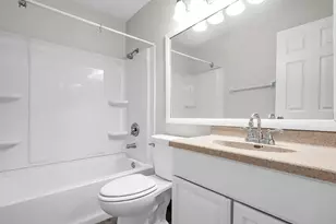 2278 Wadsworth Dr, Columbus, OH 43232 - Photo 17