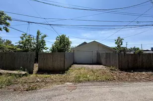 1674 E Hudson St, Columbus, OH 43211 - Photo 5