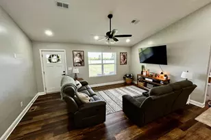 4857 Dickey Rd NE, Bloomingburg, OH 43106 - Photo 7