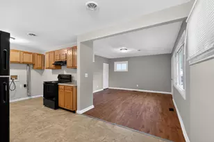 1572 Northridge Rd, Columbus, OH 43224 - Photo 15