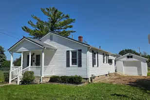 139 Jefferson St, Mount Sterling, OH 43143 - Photo 1