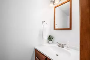 3711 Lifford Ct, Columbus, OH 43221 - Photo 15