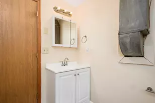2479 Willow View Ct, Grove City, OH 43123 - Photo 17