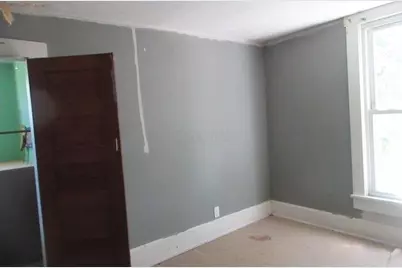 305 E Main Street, Junction City, OH 43748 - Photo 7