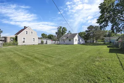 887 Jones Avenue, Newark, OH 43055 - Photo 1