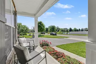 1818 Stargrass Ave, Grove City, OH 43123 - Photo 3