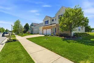 453 Sunbury Meadows Dr, Sunbury, OH 43074 - Photo 3