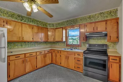 204 E Jefferson Street, New Lexington, OH 43764 - Photo 5