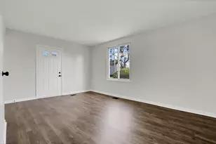 835 Ruby Ave, Columbus, OH 43227 - Photo 9