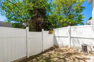 4645 Parrau Dr, Columbus, OH 43228 - Photo 29