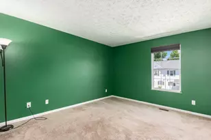 4645 Parrau Dr, Columbus, OH 43228 - Photo 23