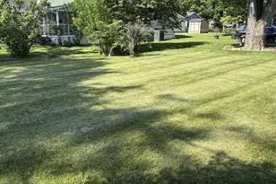 435 W William St, Delaware, OH 43015 - Photo 3