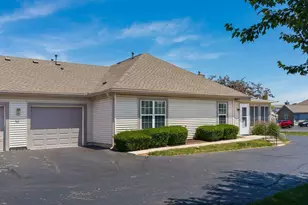 7 Broad Pointe Pl, Columbus, OH 43213 - Photo 5