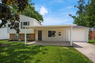447 Celina Rd, Columbus, OH 43228 - Photo 5