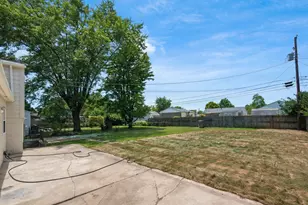 447 Celina Rd, Columbus, OH 43228 - Photo 35