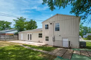 447 Celina Rd, Columbus, OH 43228 - Photo 39