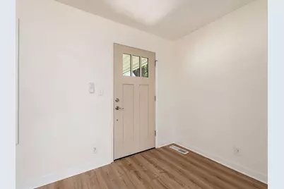447 Celina Road, Columbus, OH 43228 - Photo 7