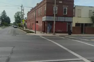 2422 W Broad St, Columbus, OH 43204 - Photo 1