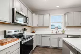 567 White Fawn Run, Delaware, OH 43015 - Photo 13
