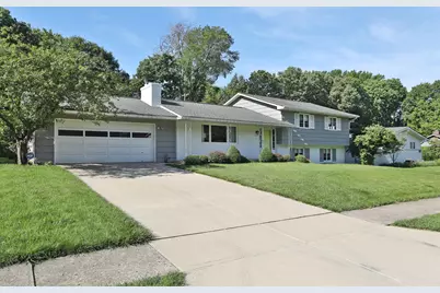 275 Blandford Drive, Worthington, OH 43085 - Photo 3