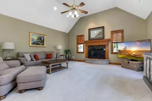 13715 Violet Meadows Blvd, Pickerington, OH 43147 - Photo 25