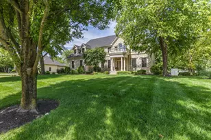 13715 Violet Meadows Blvd, Pickerington, OH 43147 - Photo 7