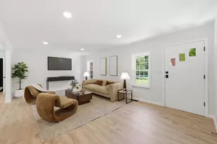 4146 Maize Rd, Columbus, OH 43224 - Photo 7