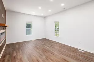 705 W Chillicothe Ave, Bellefontaine, OH 43311 - Photo 5