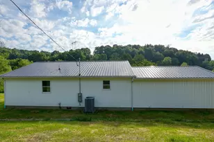 3899 Mayfair Ln, Cambridge, OH 43725 - Photo 31