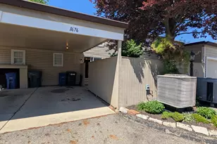 1676 Van Pelt St, Columbus, OH 43220 - Photo 25