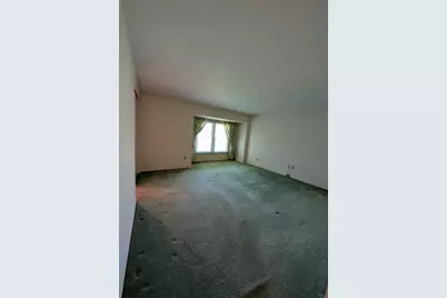 1676 Van Pelt Street #76, Columbus, OH 43220 - Photo 11