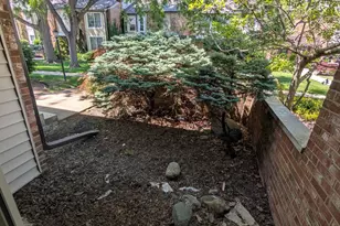 1676 Van Pelt St, Columbus, OH 43220 - Photo 27