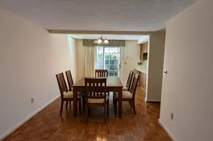 1676 Van Pelt St, Columbus, OH 43220 - Photo 7
