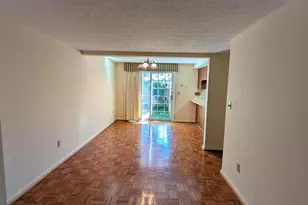 1676 Van Pelt St, Columbus, OH 43220 - Photo 7