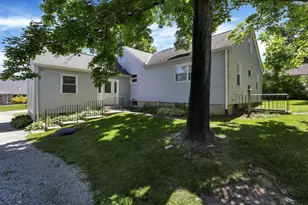 133 E S St, Lithopolis, OH 43136 - Photo 11