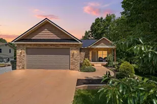 691 Greenbriar Cir, Howard, OH 43028 - Photo 1