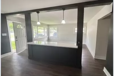 2271 Century Drive, Columbus, OH 43211 - Photo 9