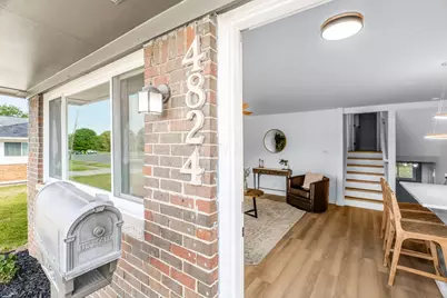 4824 Warminster Drive, Columbus, OH 43232 - Photo 5