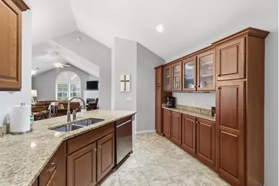 1553 Bridgewater Way S, Mansfield, OH 44906 - Photo 9