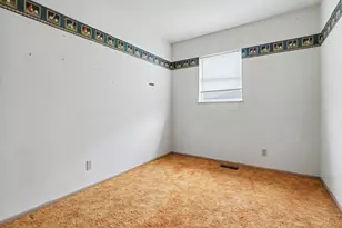 347 Redmond Rd, Columbus, OH 43228 - Photo 13