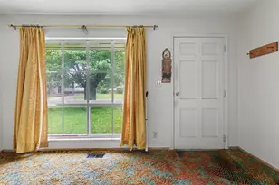347 Redmond Rd, Columbus, OH 43228 - Photo 5