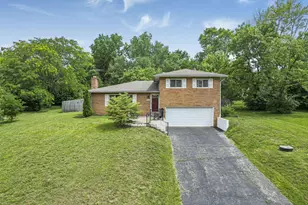 3250 Darracq Cir, Columbus, OH 43223 - Photo 65