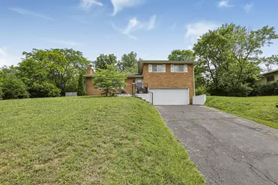 3250 Darracq Circle, Columbus, OH 43223 - Photo 3