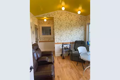 43 S Center Street, West Jefferson, OH 43162 - Photo 7